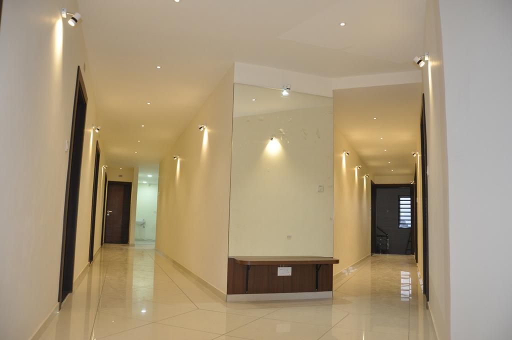 Shivdhara Hotel & Residence Rajkot Zimmer foto